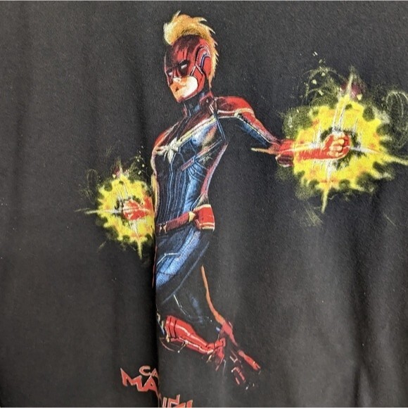 Captain Marvel Shirt Men Large Short Sleeve Crewneck Tee Black L Unisex - Picture 4 of 6